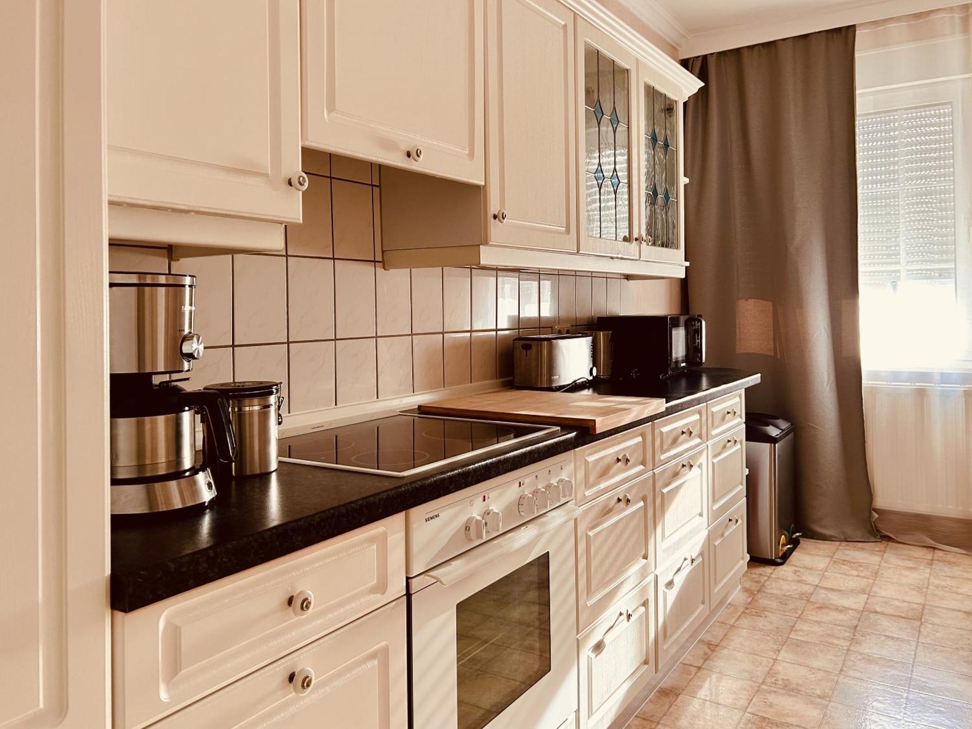 Casa Rehse I Stilvolles Apartment I 24H-Self-Check-In I Kostenlos Parken & Wlan I 55-Zoll-Smart&Kabel-Tv I Oepnv Erfurt Bagian luar foto